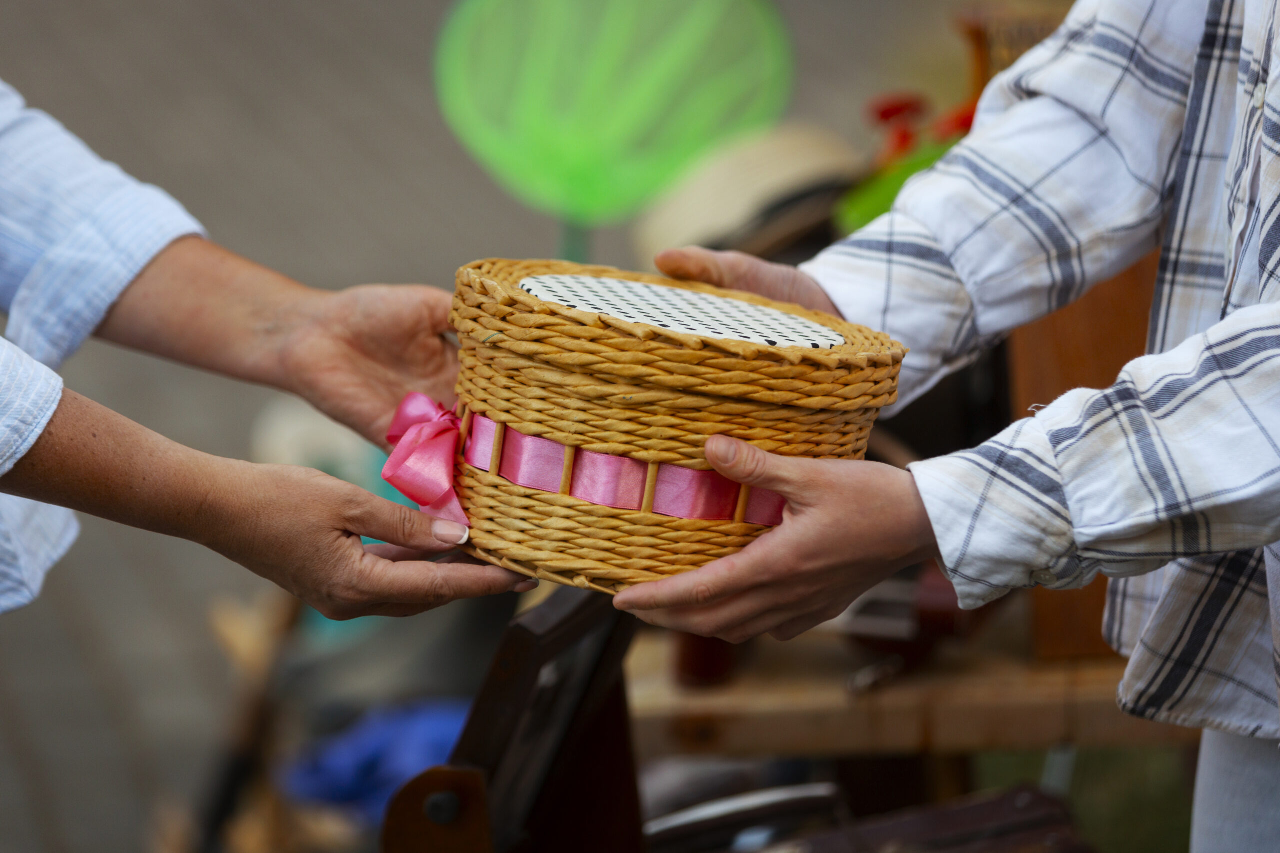 Edukasi Sabut Kelapa sebagai Media Praktikum Sekolah