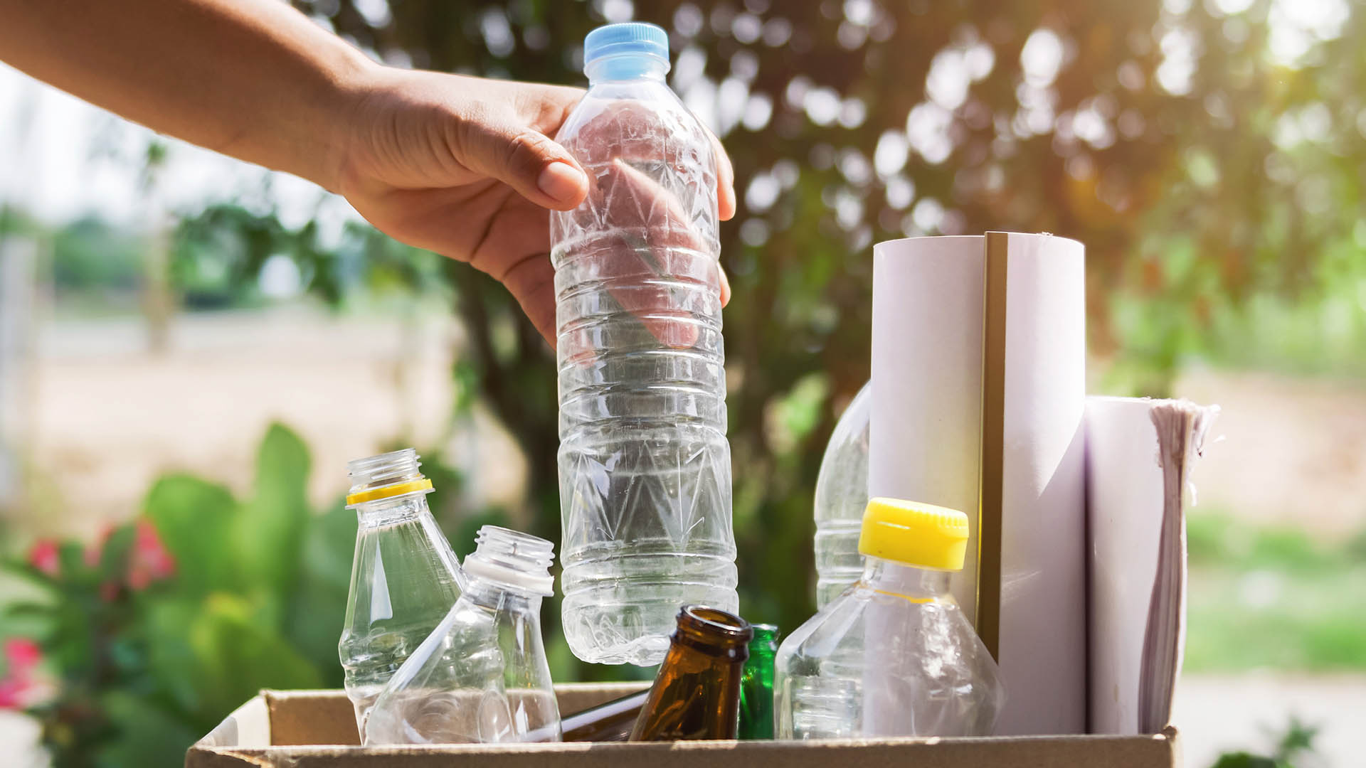 Botol Minum Bekas Industri
